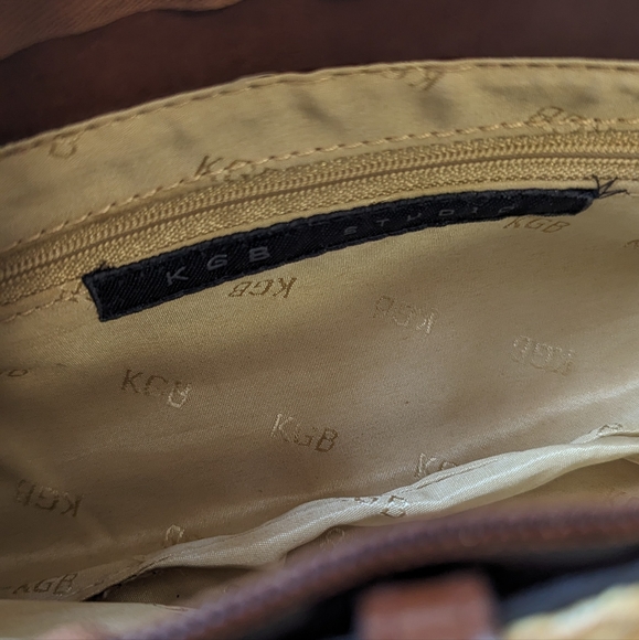 KGB STUDIO handbag. Vegan leather and woven fabric. - Picture 4 of 6